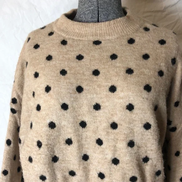 H&M Bulky Sweater (1) - Picture 2 of 7